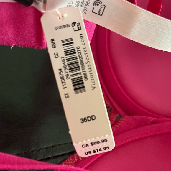 Victoria’s Secret Bra - Picture 3 of 5